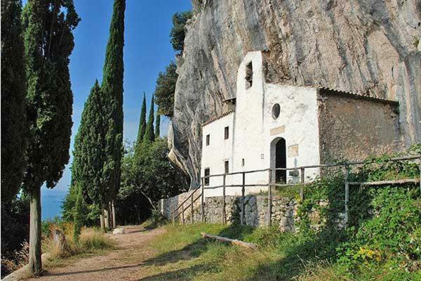Appartamenti Serena - La Grotta Gargnano Exteriör bild